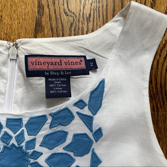 Vineyard Vines White Blue Shift Dress Size 2 - Picture 3 of 3